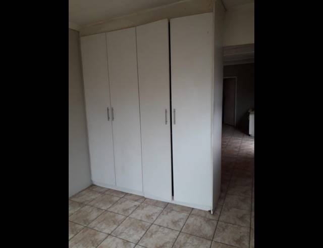 6 BEDROOM HOUSE FOR SALE IN BOSMONT